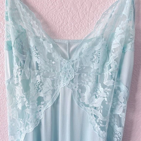 Vintage blue nightgown - Picture 1 of 2